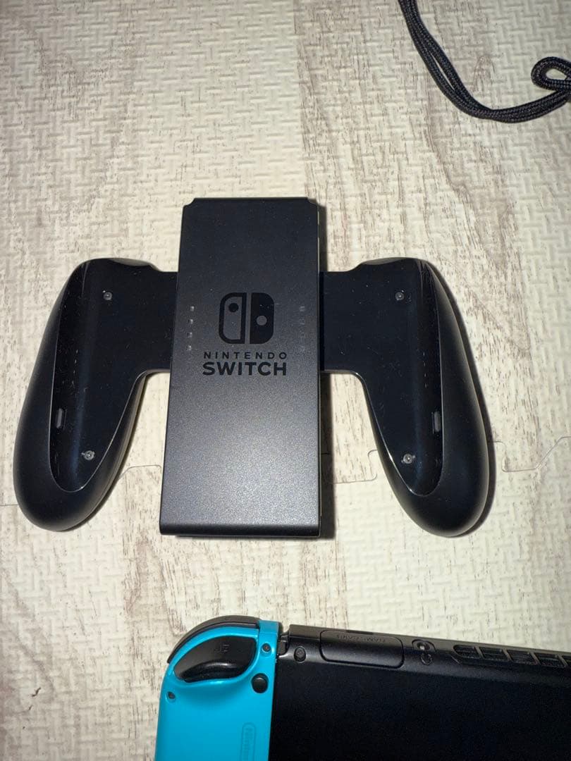 ぱ*ん様 Nintendo Switch 2017年製 初期モデル　おまけ付き