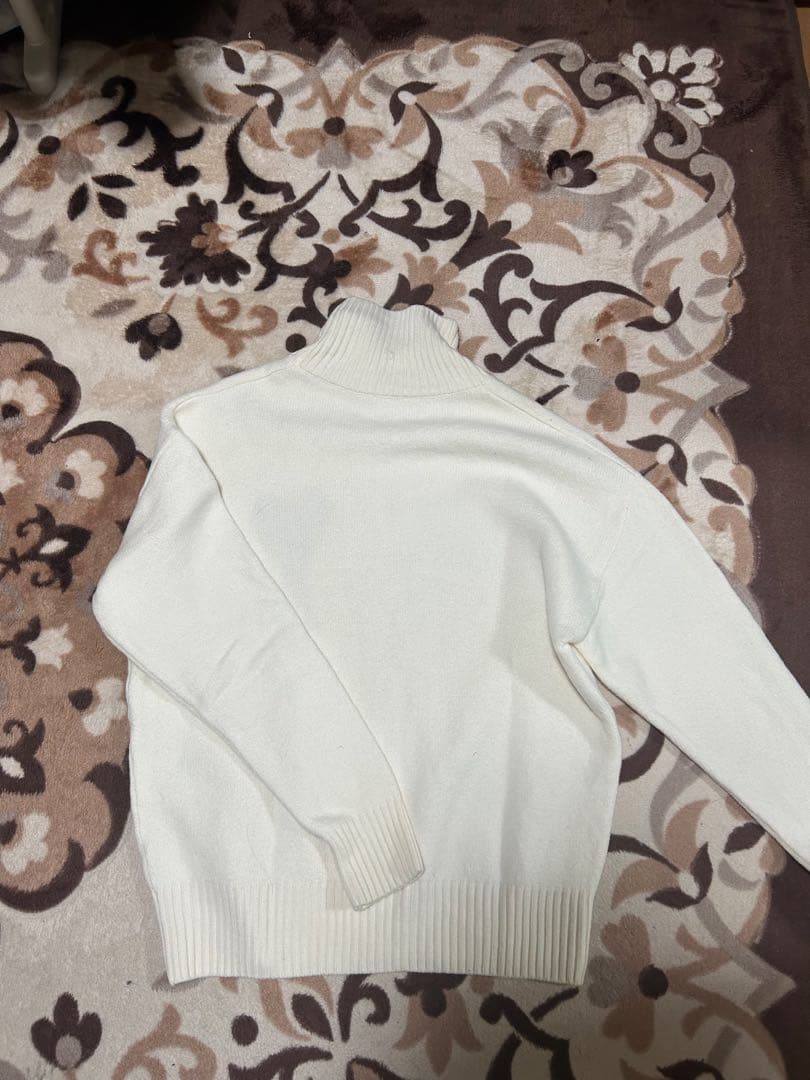 AMI PARISタートルネックセーター　アミパリス