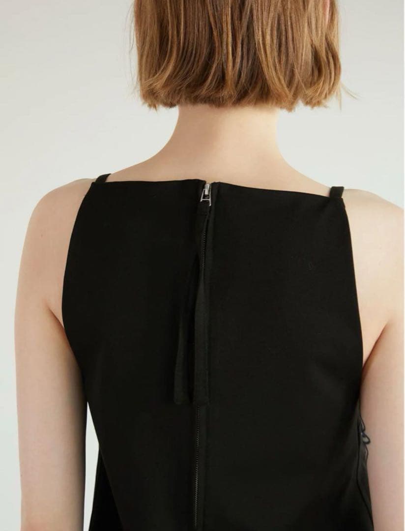 トップス la peau de gem. front cut tops