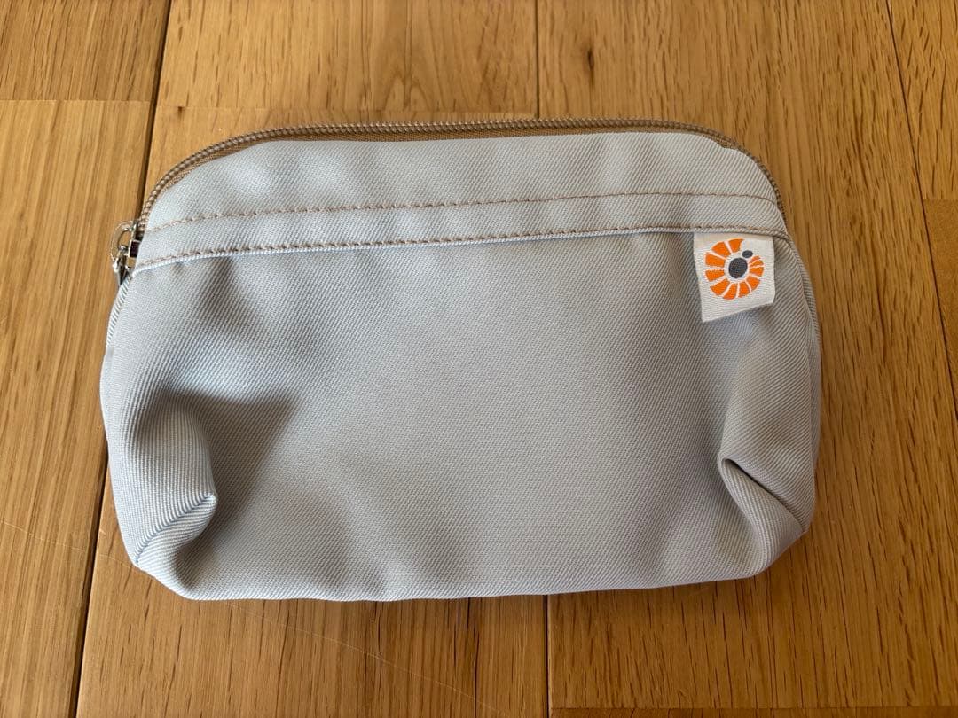 エルゴ　オムニブリーズ　 サンドベージュ