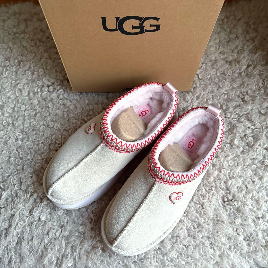 ７♡２４cm♡UGG♡Tazz Love♡新品未使用⑅◡̈⃝*