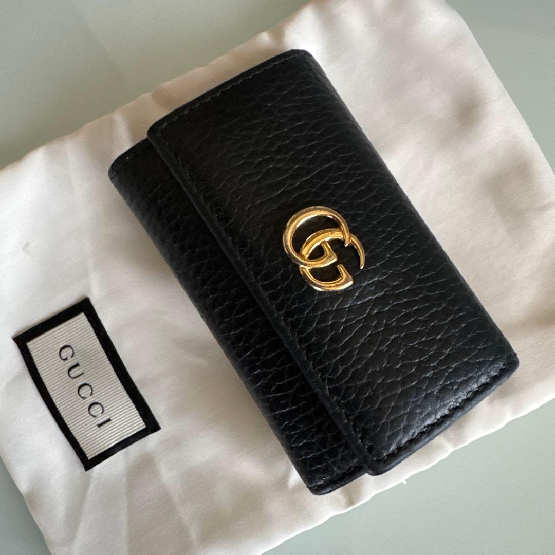 GUCCI グッチ GGプチマーモント ６連キーケース　ブラック