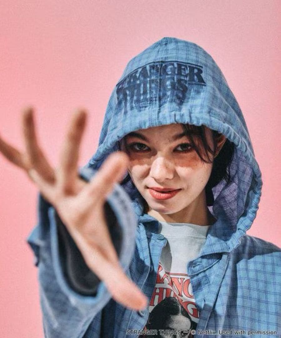 【新品未使用】ニコアンド　ストレンジャーシングス　コラボチェックフードシャツ