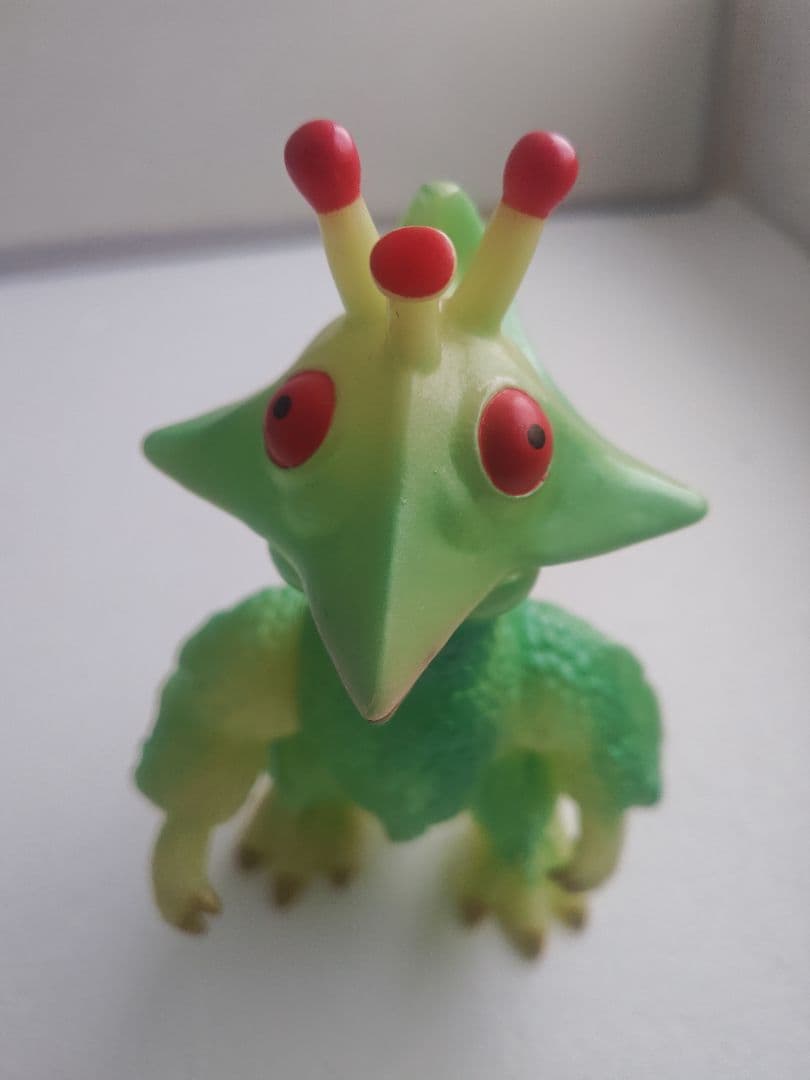 マルサン　ギララ蓄光　ソフビ