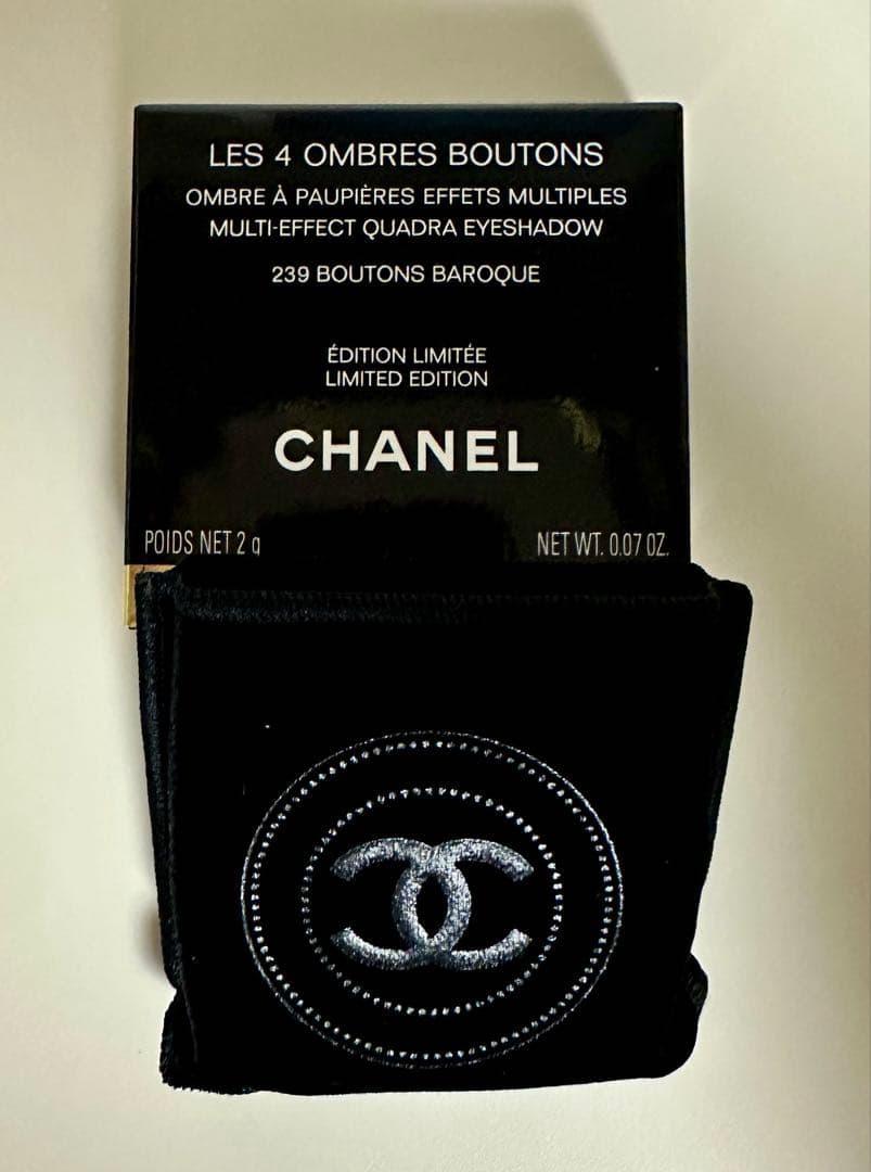 【新品未使用】CHANEL 【特別限定品】レ　キャトル　オンブル　ブトン239