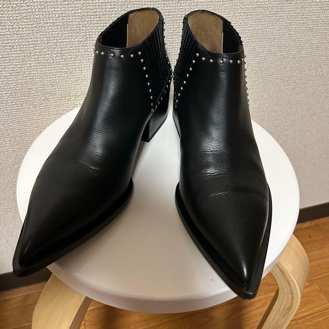 美品 GIVENCHY ジバンシー スタッズ ブラックレザー ショートブーツ