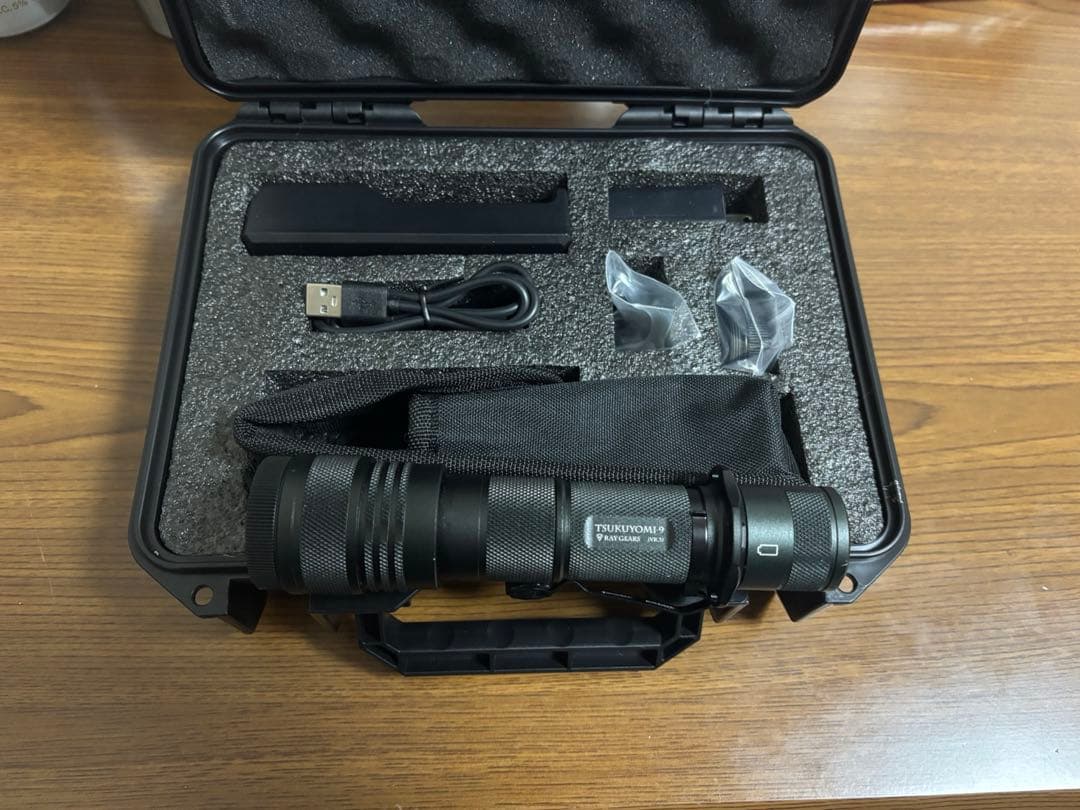 田村装備開発　受注生産品TSUKUYOMI9 VR3フラッシュライト