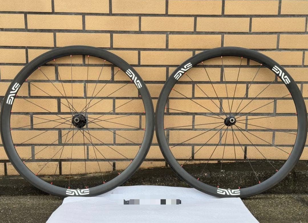 カーボンホイール　リムブレーキ　ノバテック　ハブ　ロードバイク　カーボン