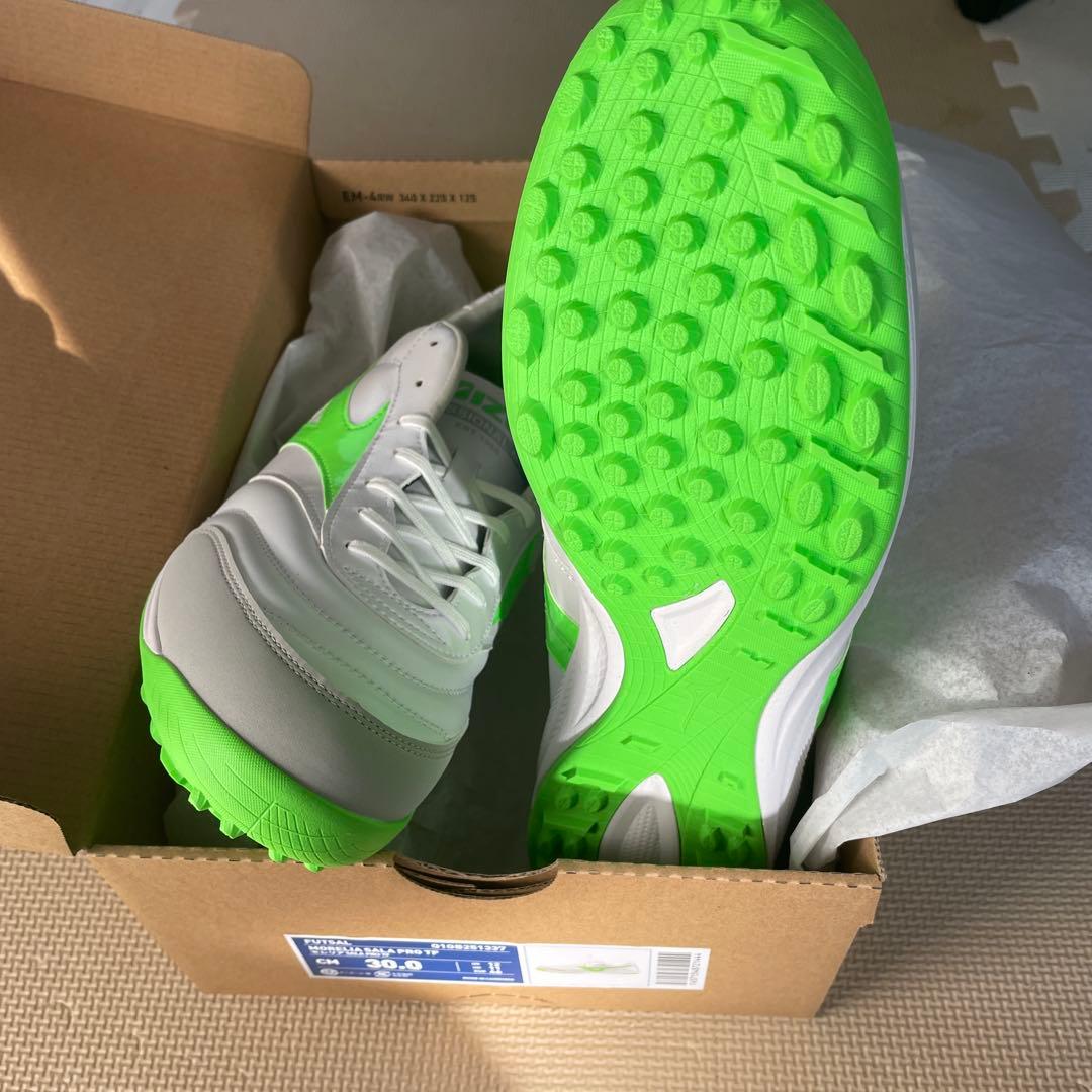 ミズノ30㎝　モレリア　SALA　PRO　TF　最終価格