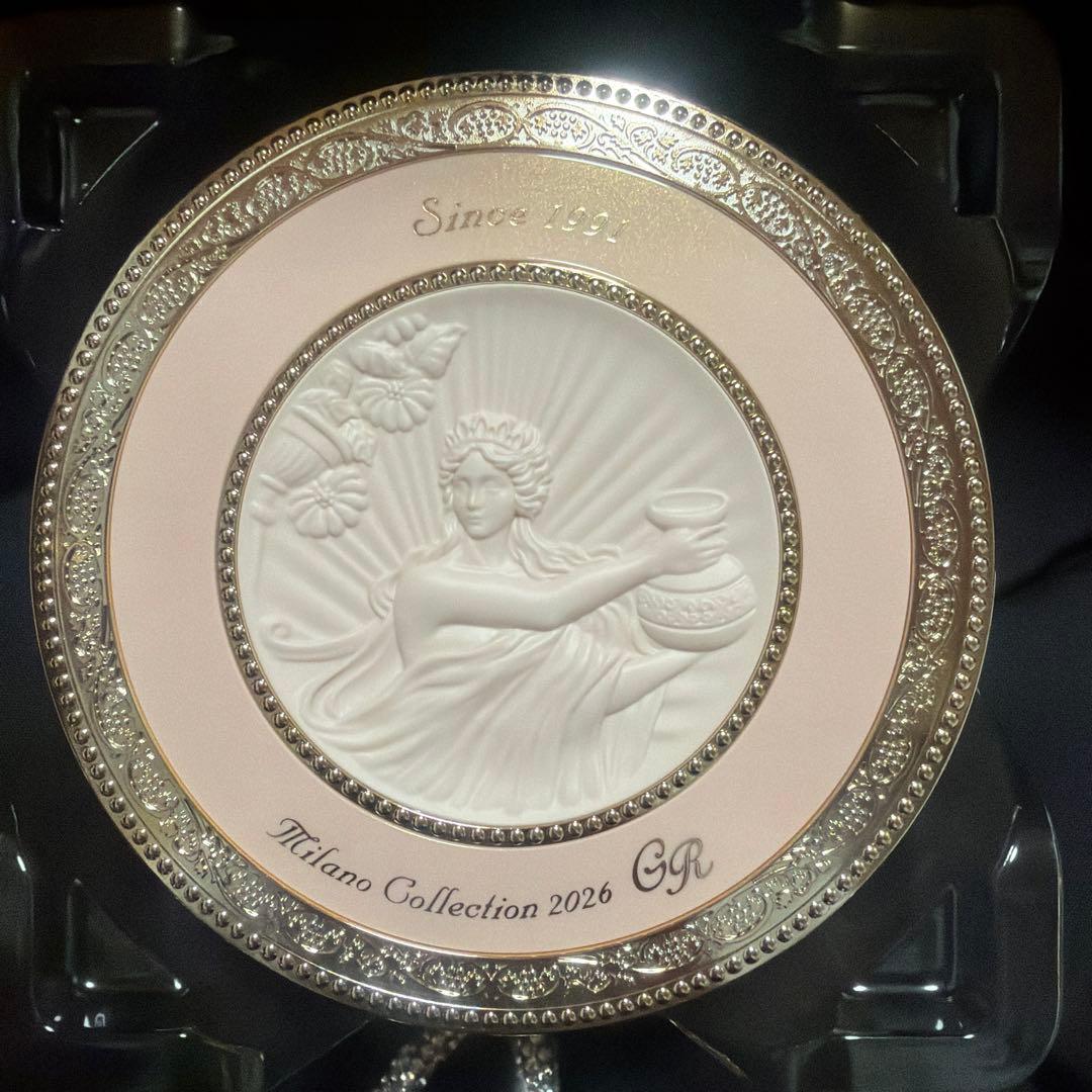 ミラノコレクションGR 2026 フェースアップパウダー