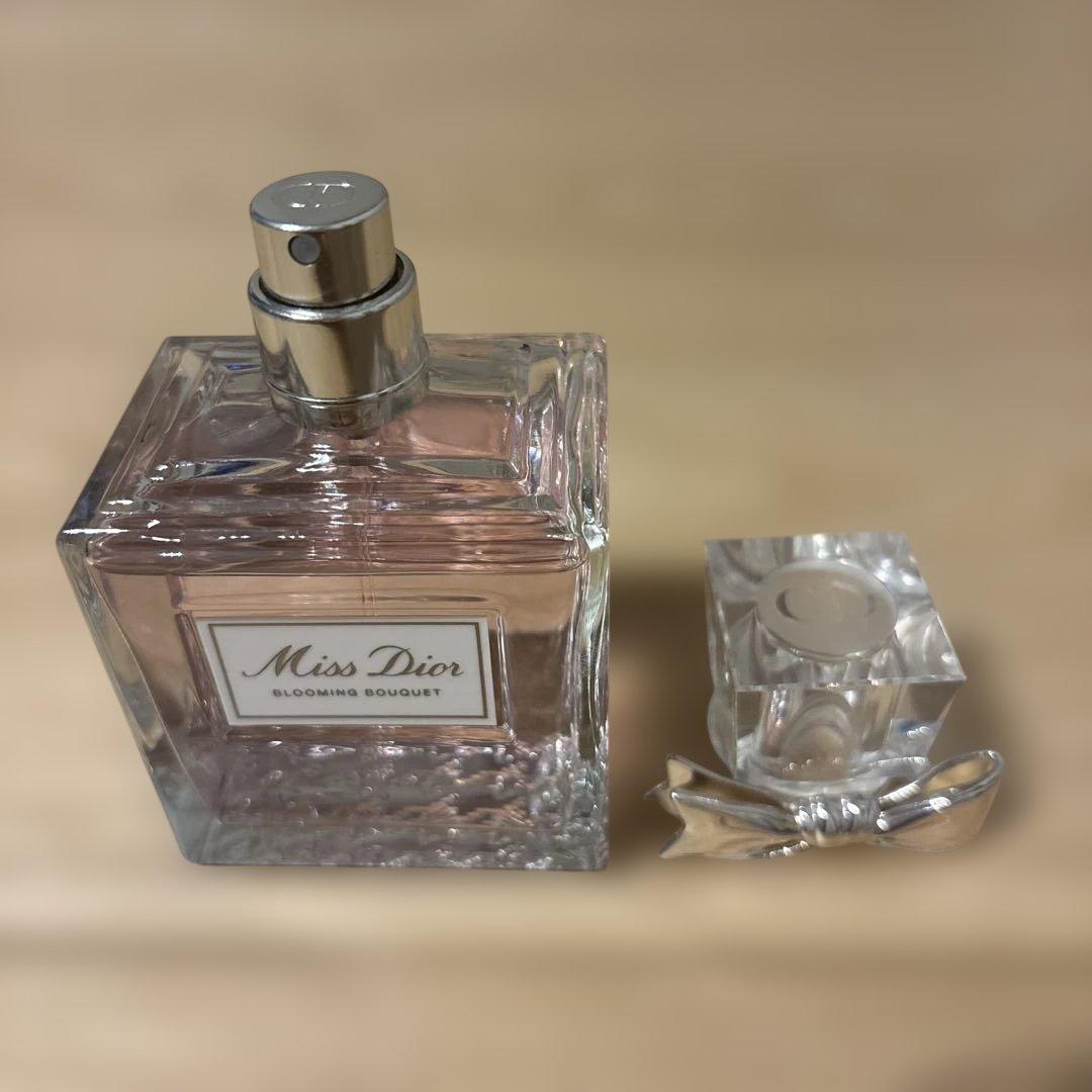 Dior ディオール　ブルーミングブーケ 100ml