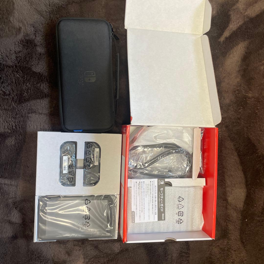 Nintendo Switch 本体 キャリングケース付き