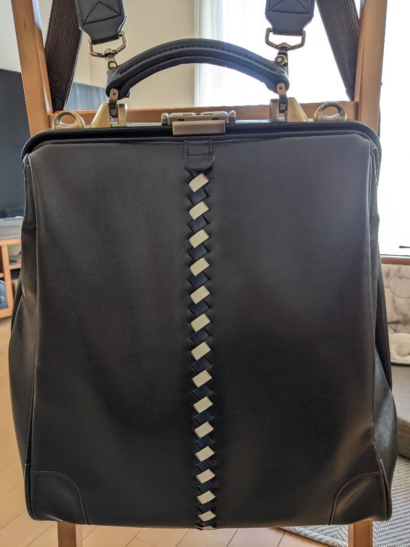 限定デザイン！ YOUTA ダレスバッグ Mサイズ チョコ（ブラウン）