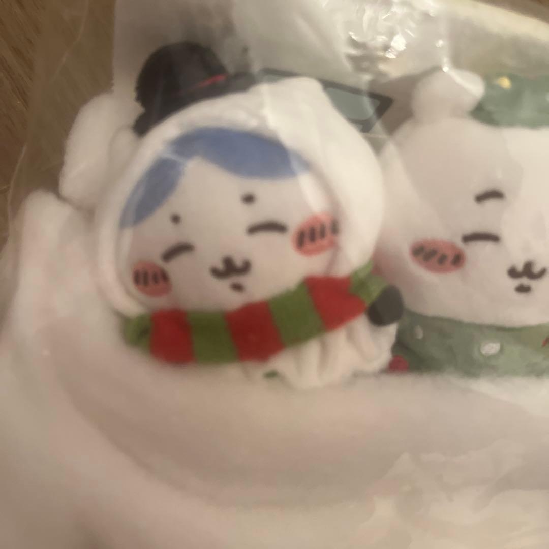 ちいかわ　ハッピーホリデーなおやすみベッドと繋がるマスコットセット