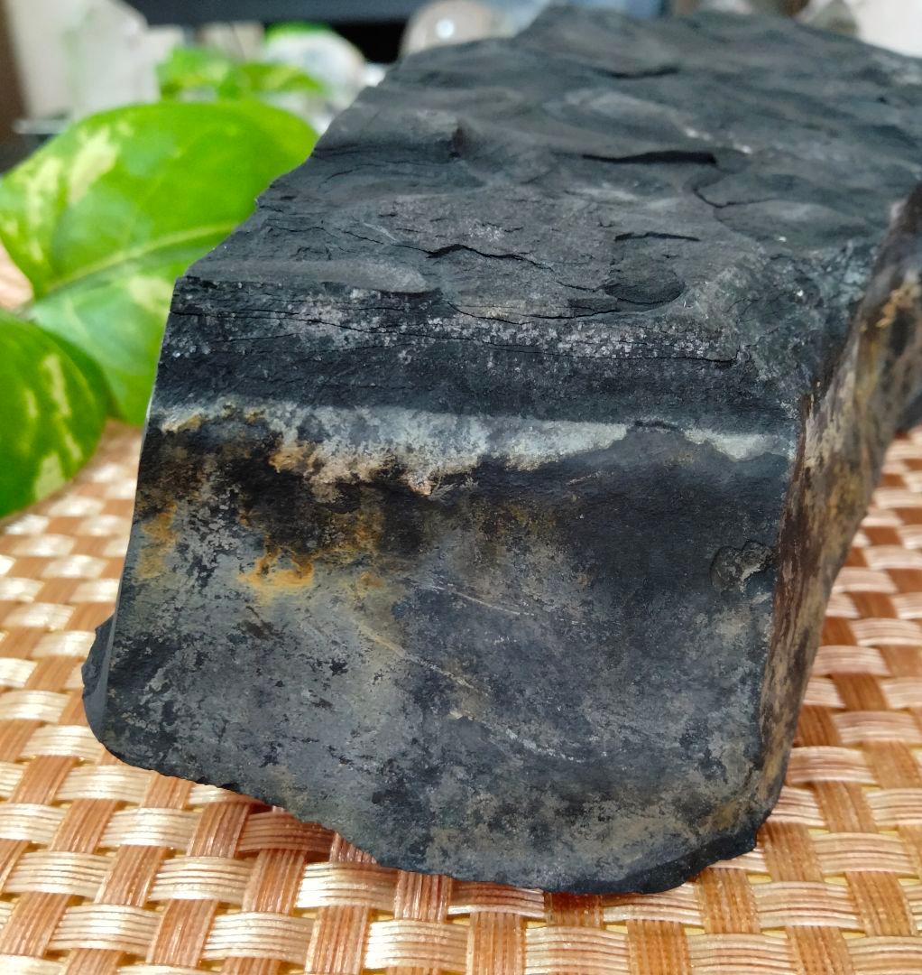 【大サイズ】★マイナスイオン★★免疫力★★冷え・凝り★913gブラックシリカ原石