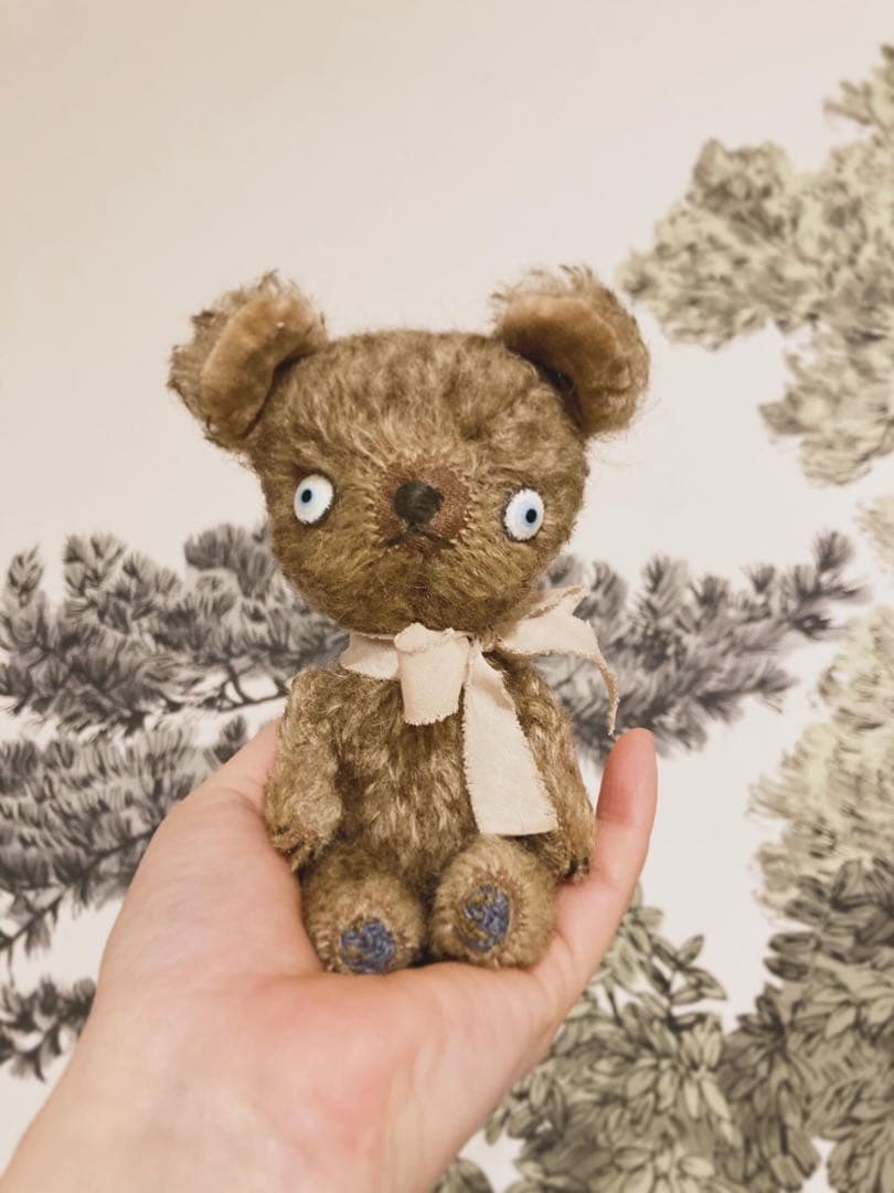 アンティークライクなテディベア