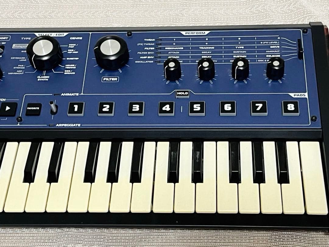 Novation MININOVA　シンセサイザー