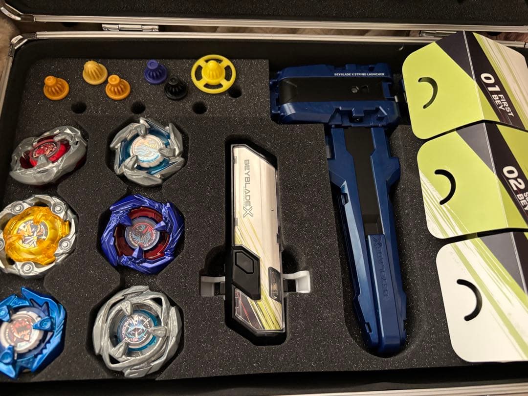 ベイブレードx引退品