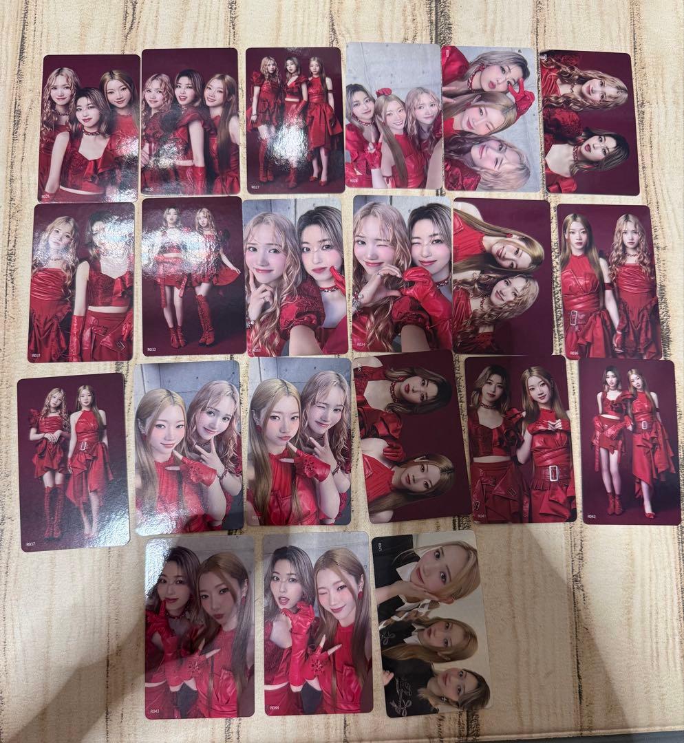 IS:SUE トレカ ポーチ