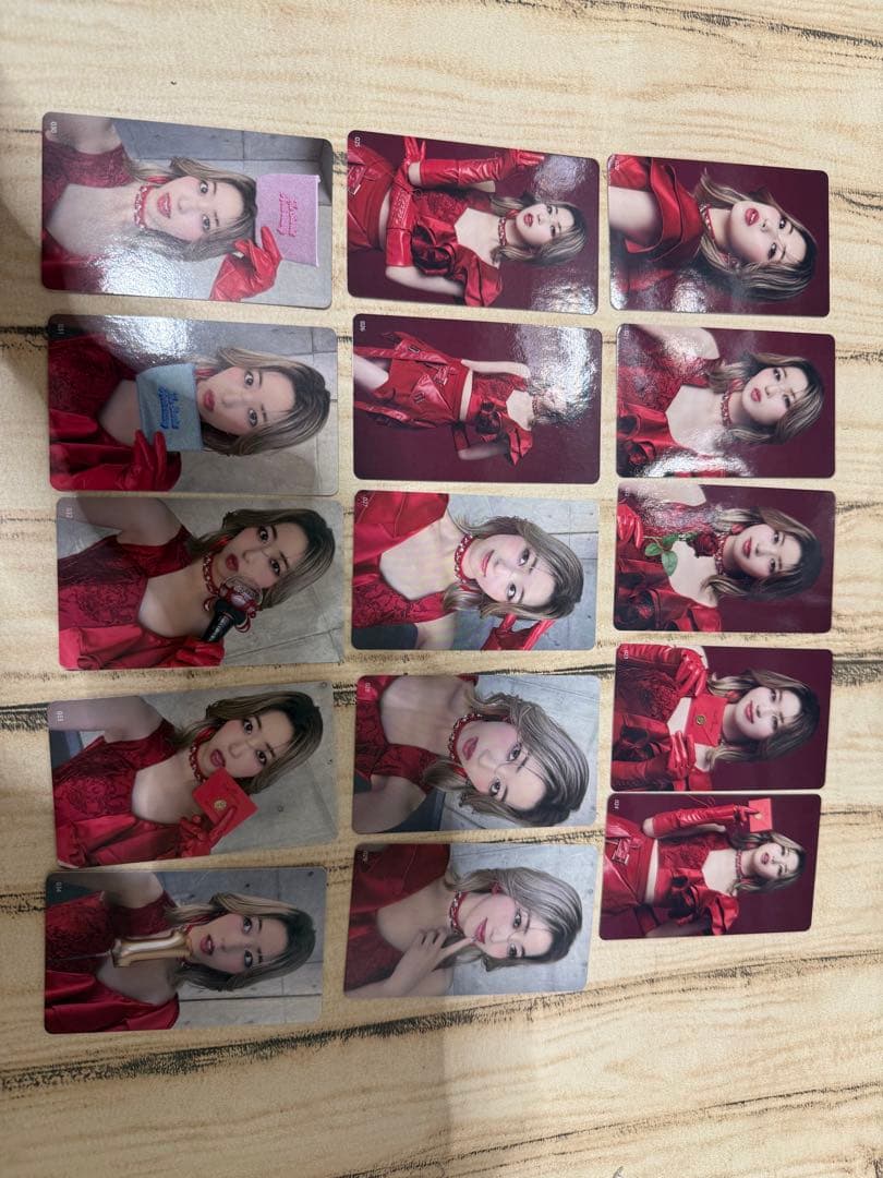 IS:SUE トレカ ポーチ