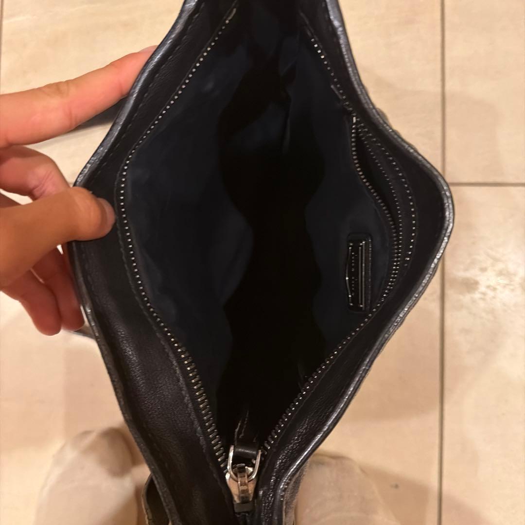 miu miu ブラック ショルダーバッグ