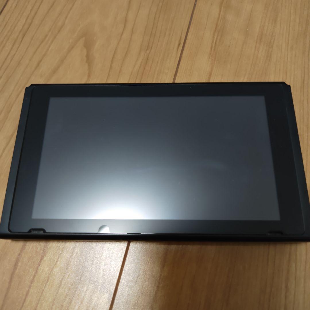 Nintendo　Switch　本体　＋　付属品