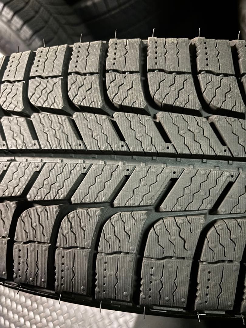 ◇送料込み◇ ハイエース用　195/80R15 中古スタッドレス4本　2025年