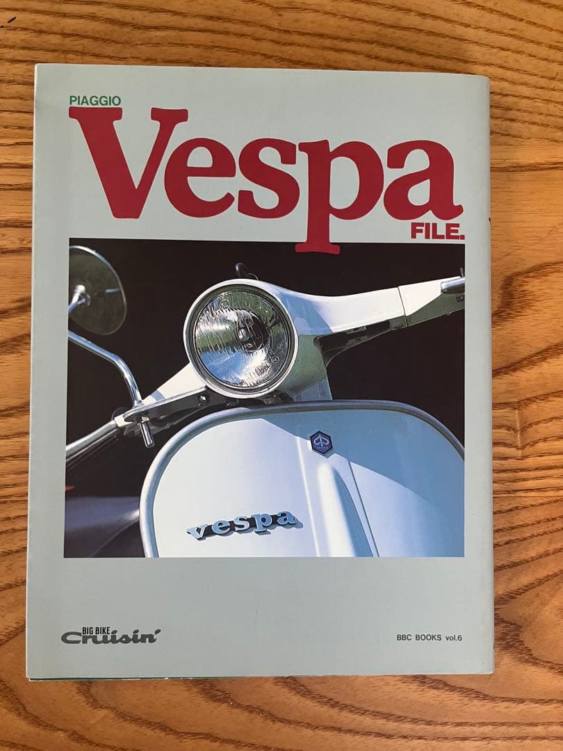 入手困難　美品　PIAGGIO Vespa FILE ベスパ　カタログ　90S
