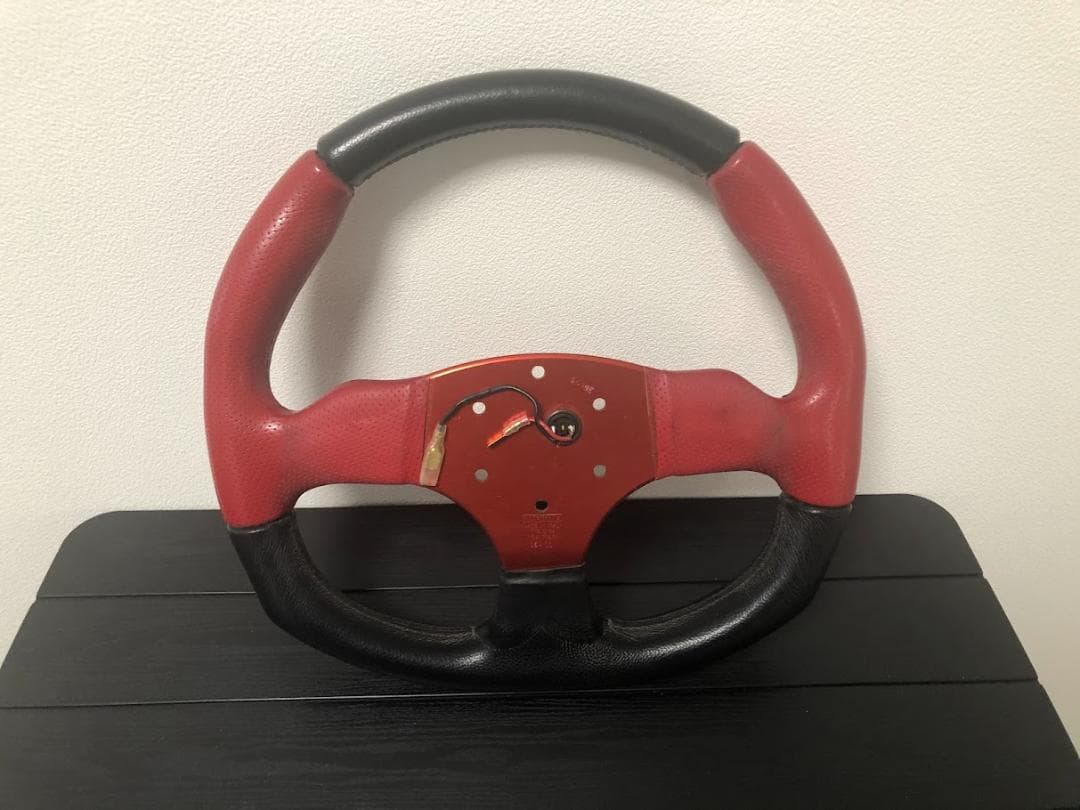 MOMO モモ COMMANDO ステアリング