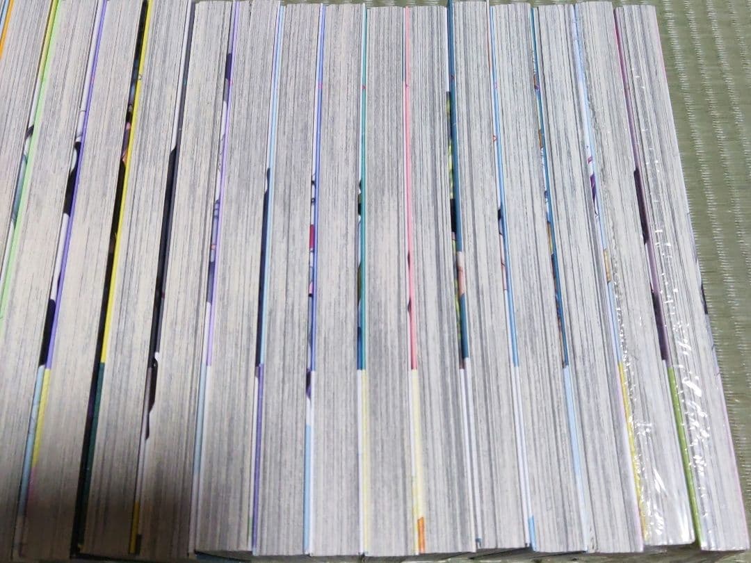 2.5次元の誘惑 初版発行刊 帯付き 1巻〜24巻 24冊セット