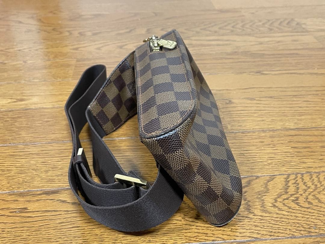Louis Vuitton ダミエ ボディバッグ