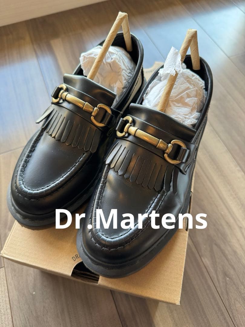 靴 Dr. MARTENS ADRIAN SNAFFLE LOAFER