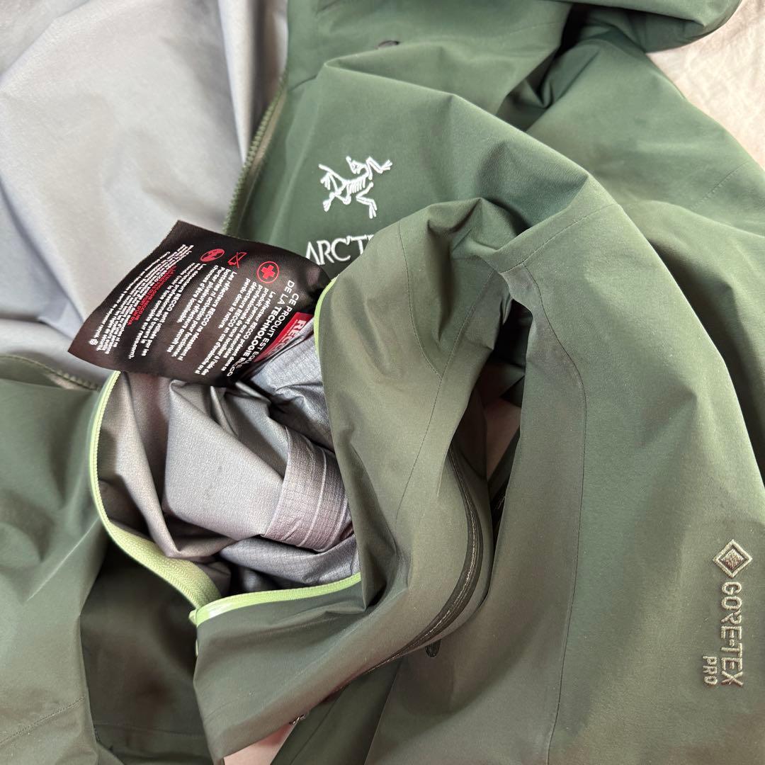 美品　ARC'TERYX BETA AR JACKET GORE-TEX PRO