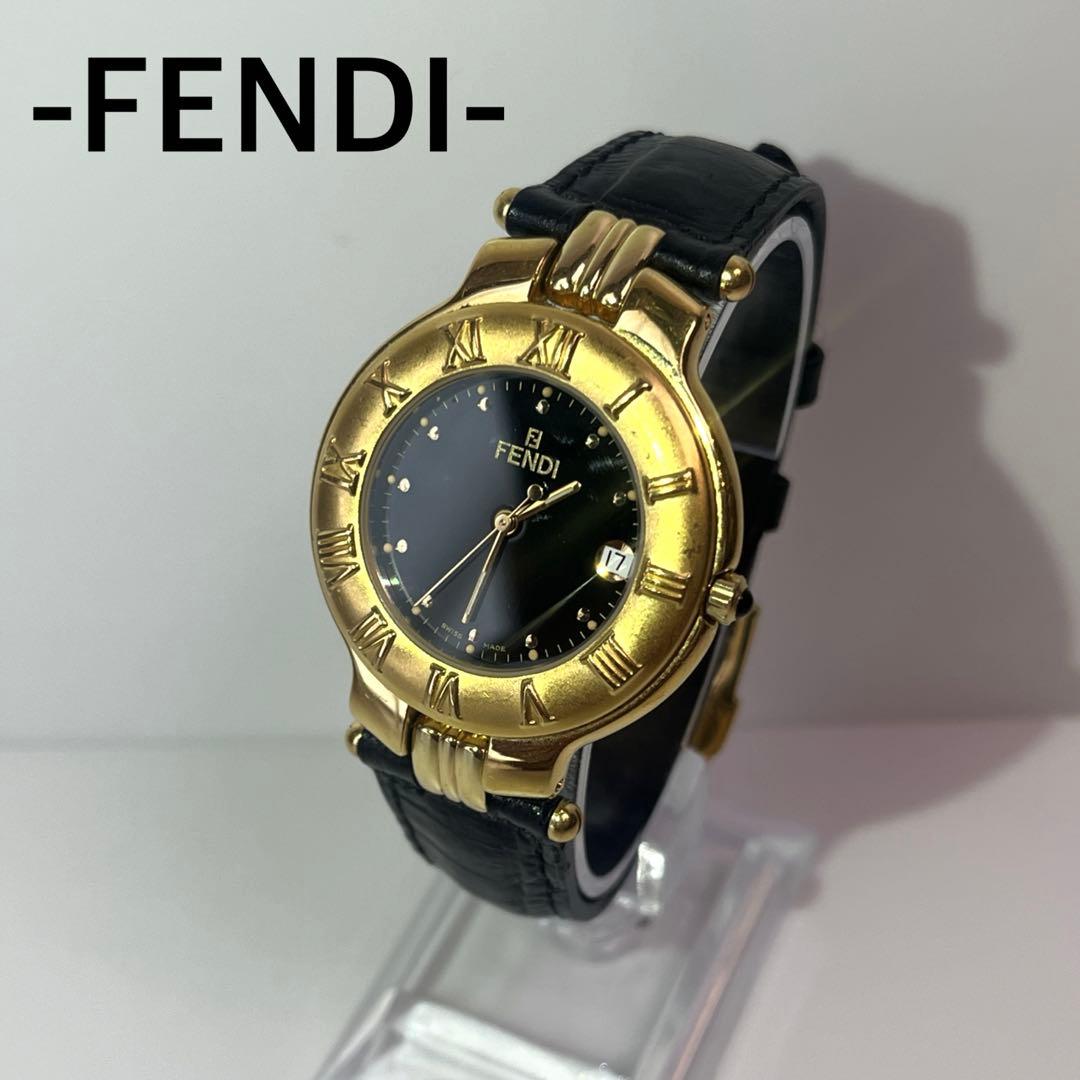 [美品]FENDI 900G オールゴールド レザーベルト 腕時計 希少品Y2K