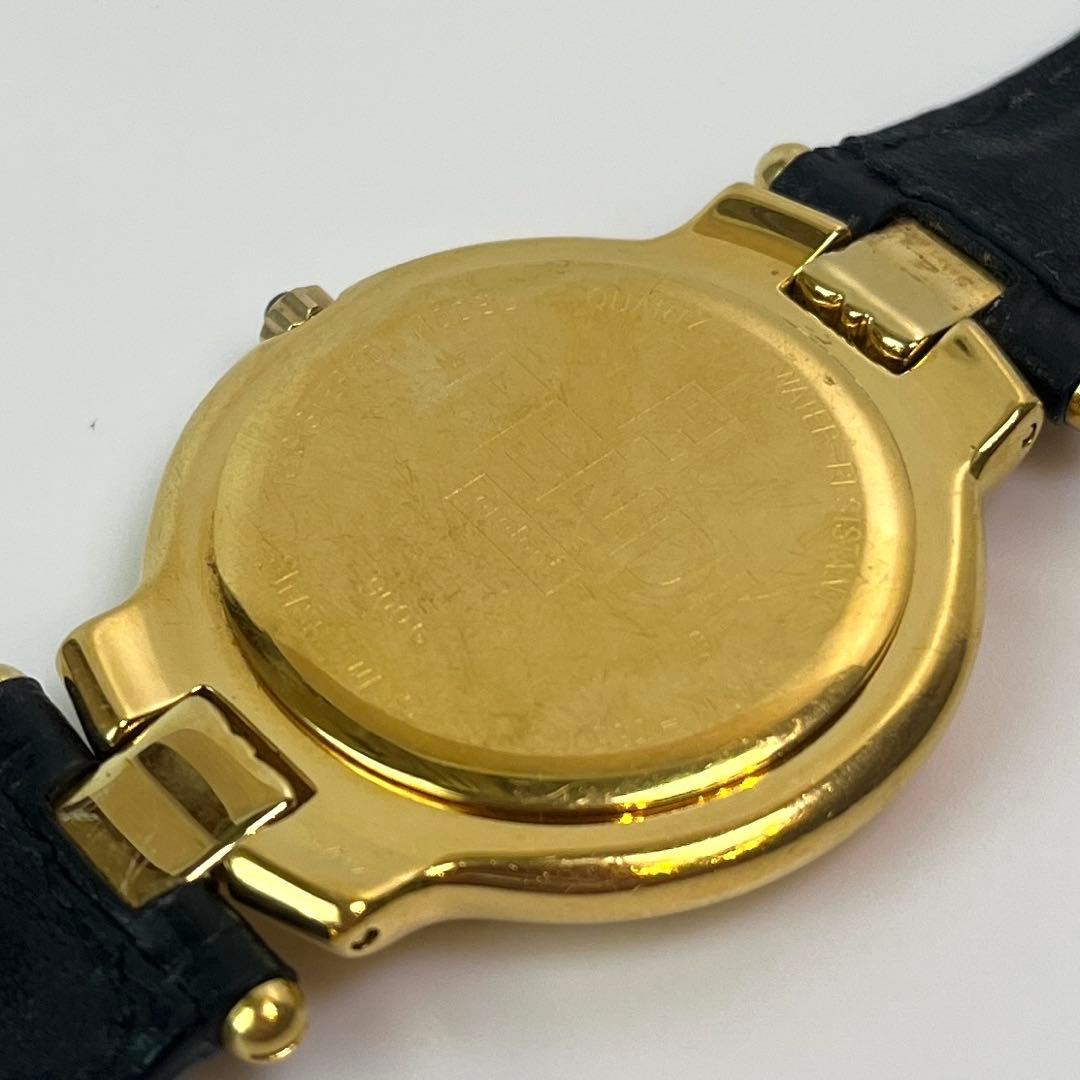 [美品]FENDI 900G オールゴールド レザーベルト 腕時計 希少品Y2K