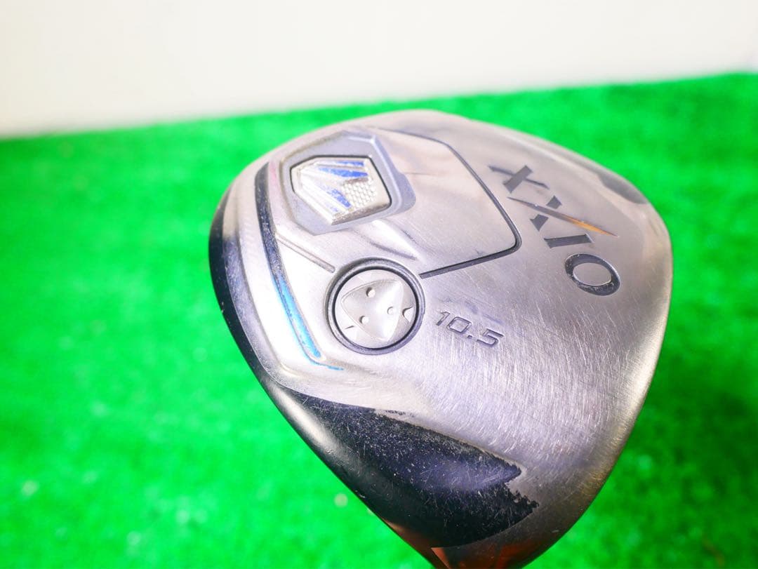 s*u様 XXIO ドライバー 10.5度 青紫色 ゼクシオ