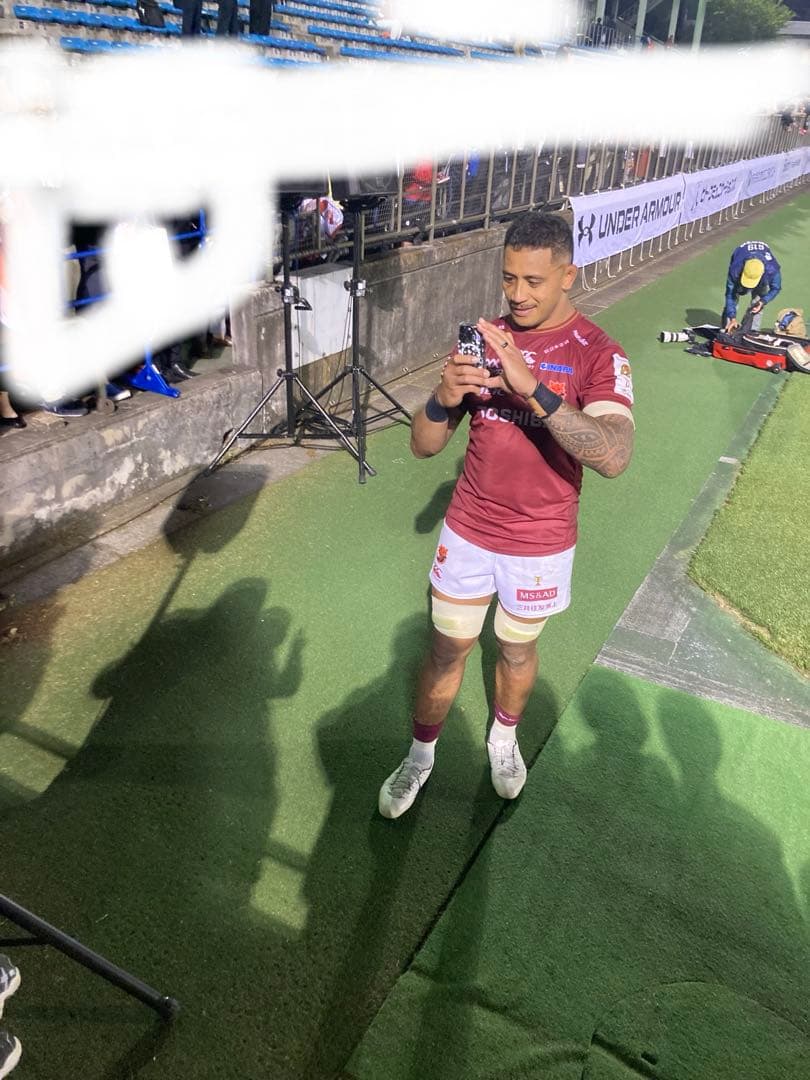 東芝ブレイブルーパス モウンガ・フリゼル・ディアンズ 直筆サイン入り　応援シャツ