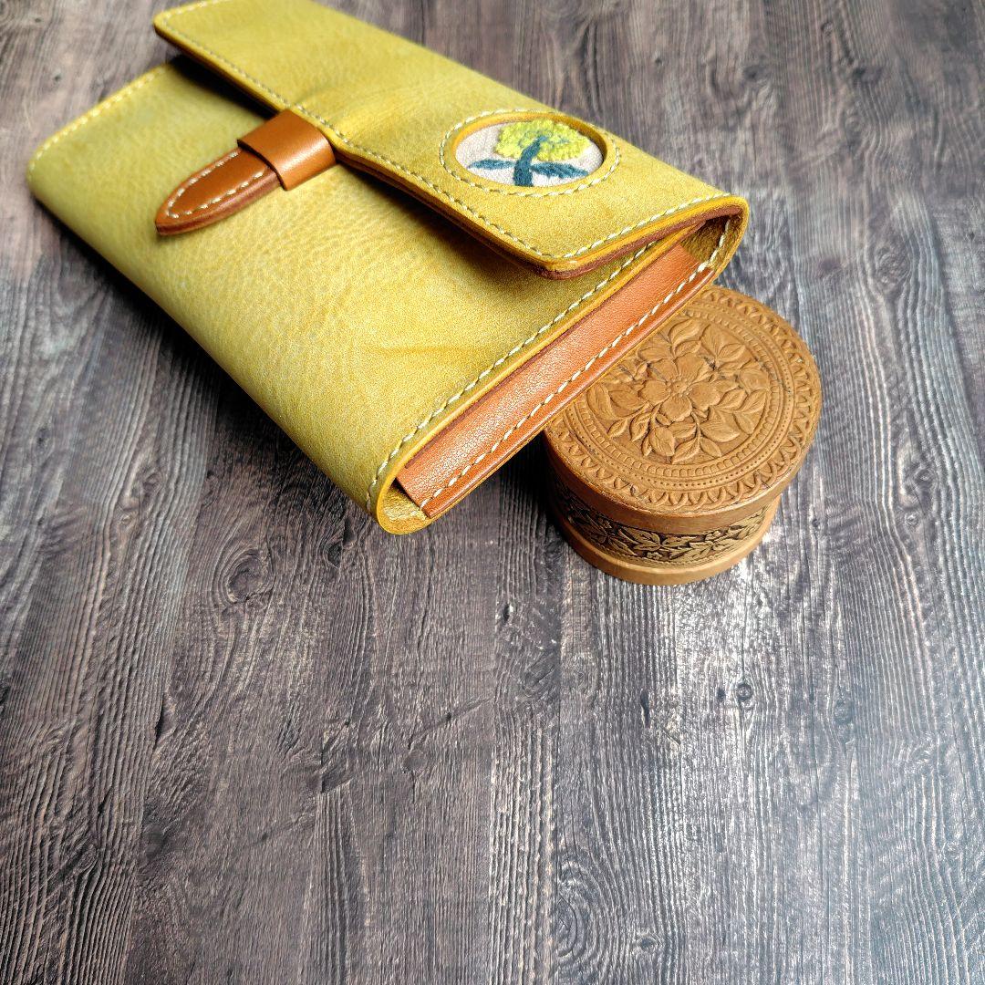 ハンドメイド 本革 お薬手帳カバー 母子手帳カバー 通帳ポーチ ミナペルホネン