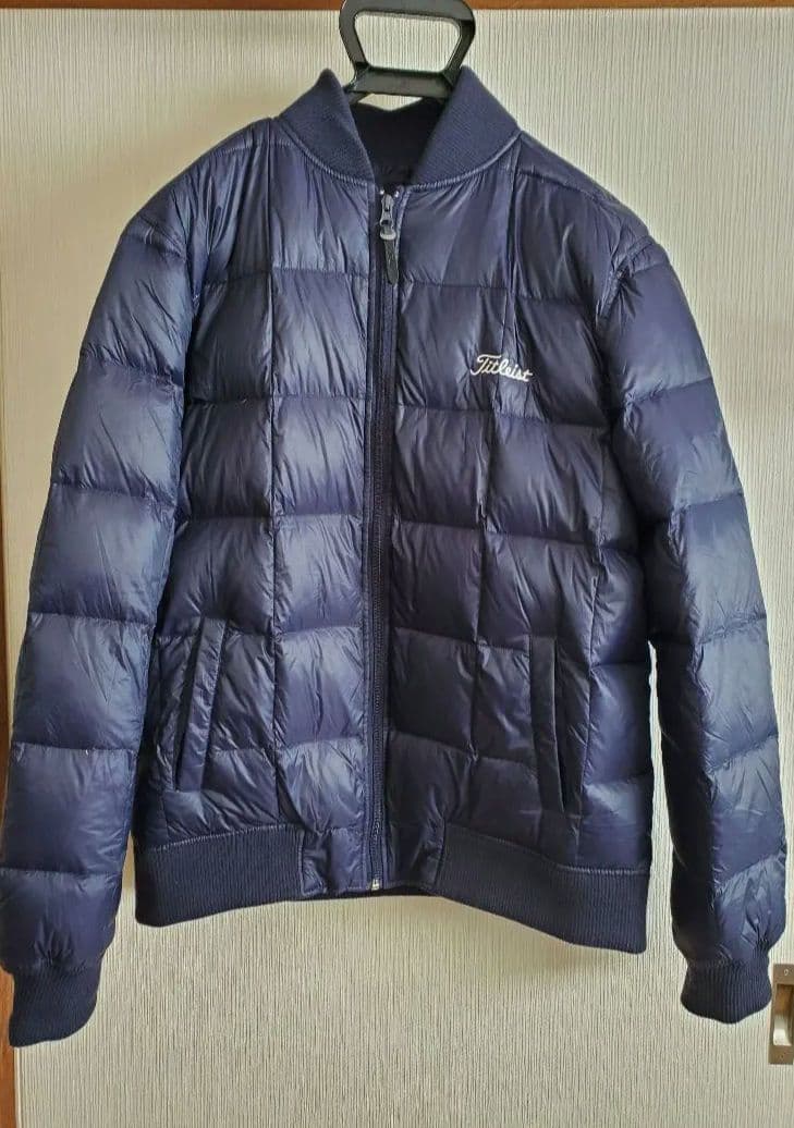 Titleist ネイビー XL ダウンジャケット値下げしました