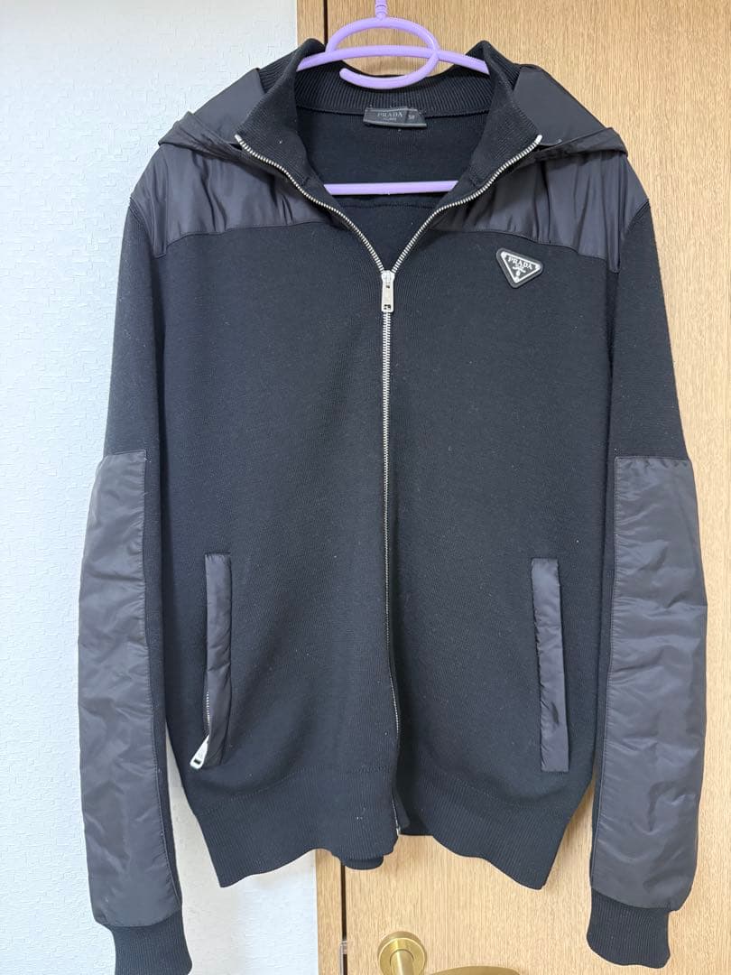 PRADA フード付きナイロンジャケット　ニットパーカー