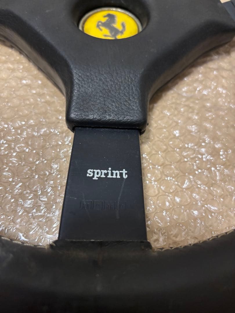 フェラーリ ステアリング MOMO