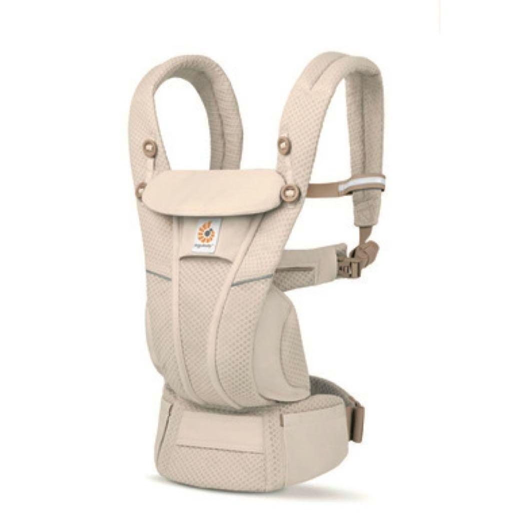 【新品未使用】ergobabyオムニブリーズナチュラルベージュ