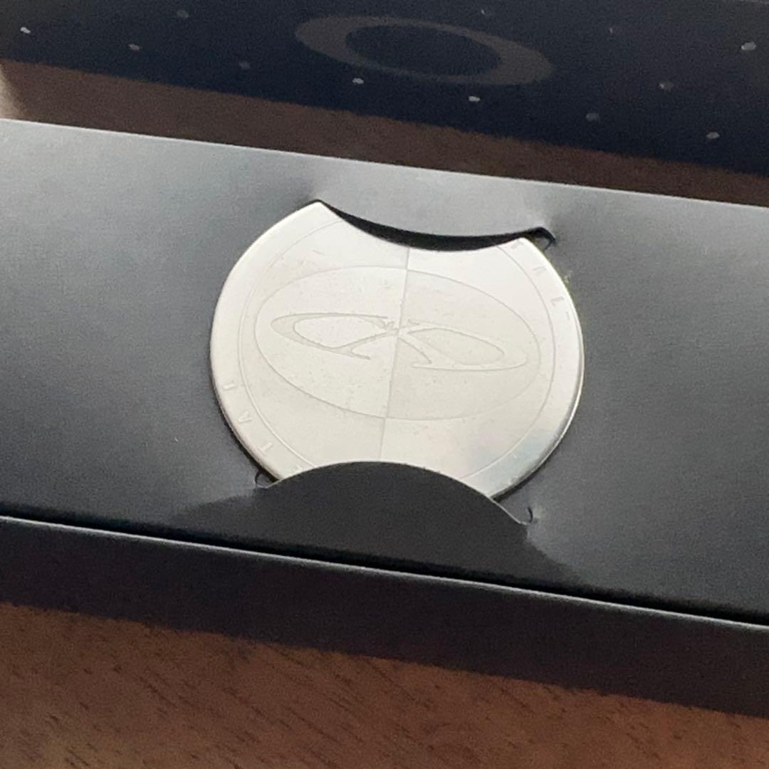 (要修理:美品)オークリー Oakley Juliet ポリッシュド/TIクリア