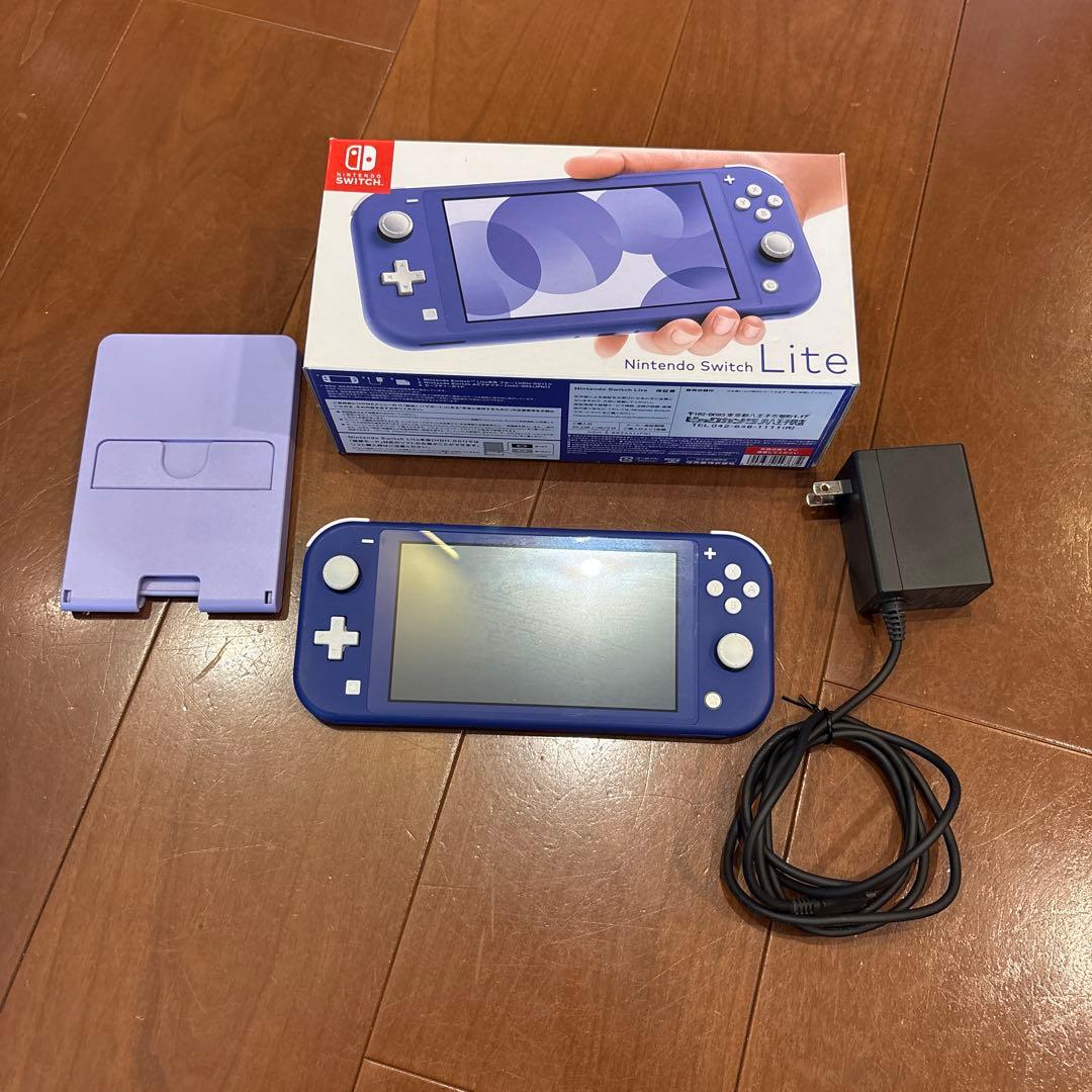 任天堂Switch Lite Blue