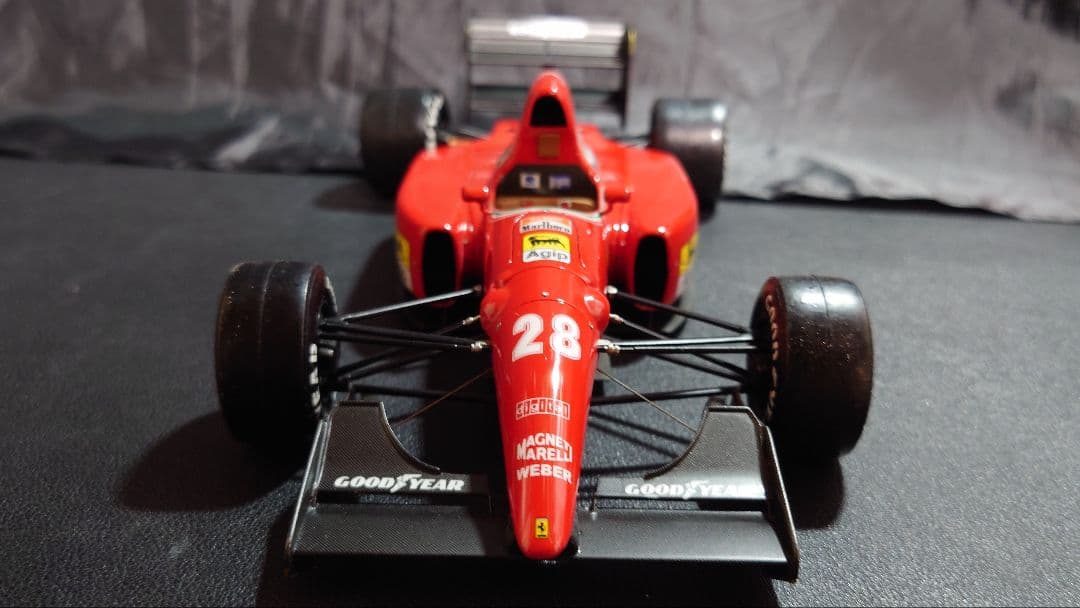フジミ模型 1/20 フェラーリ F92AT 92年 N.ラリーニ 完成品