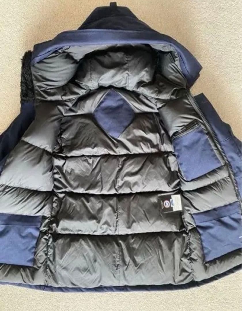 ［ほぼ未使用］カナダグース BLACKLABEL エディフィス別注 　S相当