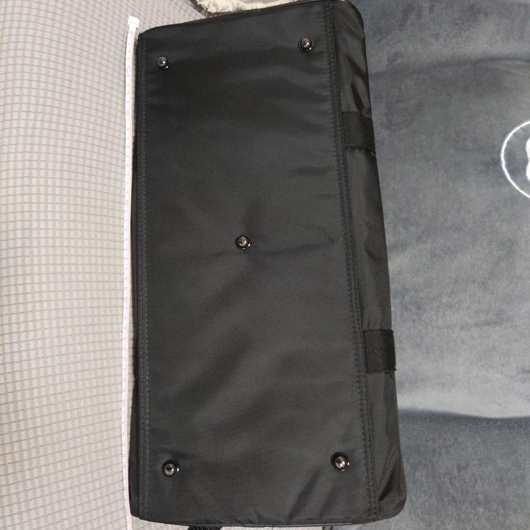 美品−PEARLYGATES 黒ダッフルバッグ ボストンバッグロッカーバッグ軽量