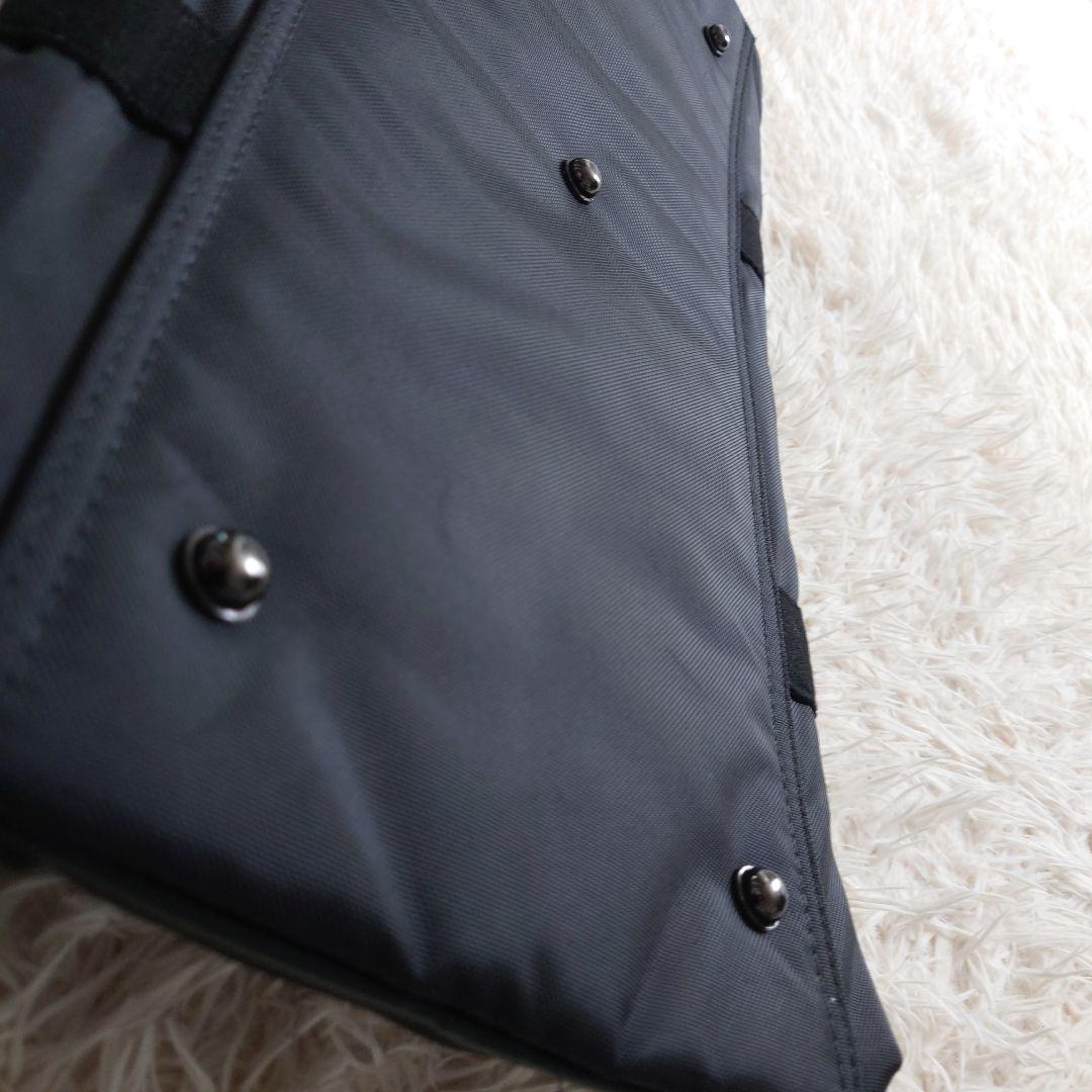 美品−PEARLYGATES 黒ダッフルバッグ ボストンバッグロッカーバッグ軽量