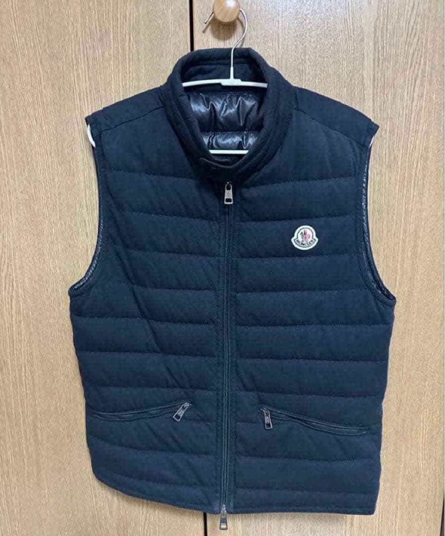 MONCLER ダウンベスト ネイビー