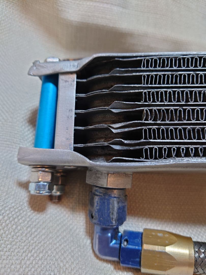 【surfer】　オイルクーラー（ジャンク品）